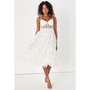 Lulus Darling Romance White Tulle Floral Applique Bustier Midi Dress Medium